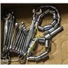 Image 1 : WRENCHES AND SOCKETS