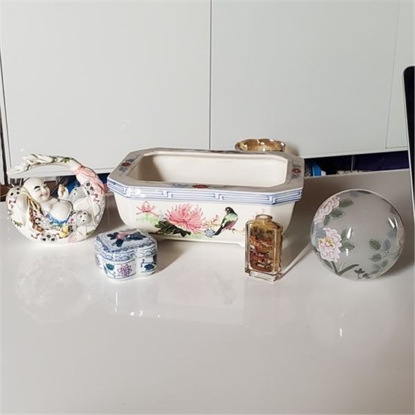 LOT OF ASIAN TRINKET ITEMS