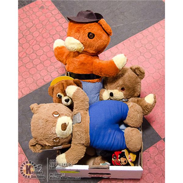 FLAT WITH 5 SMOKEY BEARS