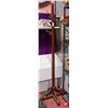 Image 1 : UNCLAIMED OAK COAT RACK