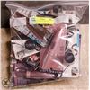 Image 1 : BAG LOT OF BRAND NEW EYE MAKEUP