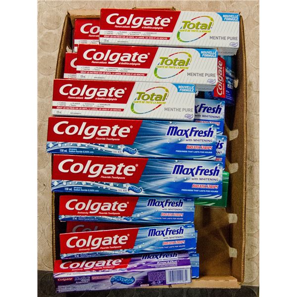 FLAT LOT OF VARIOUS KINDS OF TOOTHPASTE