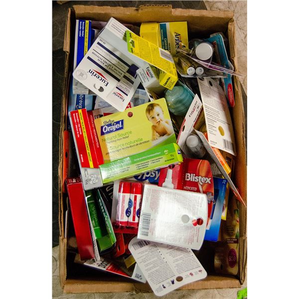 FLAT LOT OF LIP CARE PRODUCTS