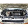 Image 25 : Chevrolet 2003 Dually 15' Cargo Box Truck w/ Lift Gate 10,000 GVW