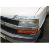 Image 8 : Chevrolet 2003 Dually 15' Cargo Box Truck w/ Lift Gate 10,000 GVW