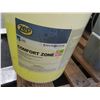Image 8 : Qty 3 Plastic Bins Cords, Bin White String Lights & 3 Pails Cleaning Supply
