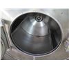 Image 8 : Milnor E-P Plus Commercial Front Loading Washer 30022M5J (door catch stuck)