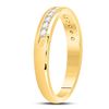 Image 3 : Diamond Single Row Comfort Wedding Band 1/4 Cttw 14kt Yellow Gold