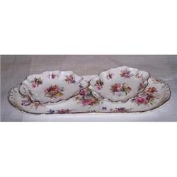 3 PIECES OF HAMERSELY SPODE COMPRISING LON