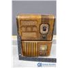 Image 2 : Serenader & Westinghouse Wooden Radios