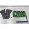 Image 1 : Brush Set in Carrying Case, Gloves & Shoe Horn