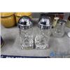 Image 6 : Salt & Pepper Shakers
