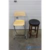 Image 1 : **Stool & Folding Chair