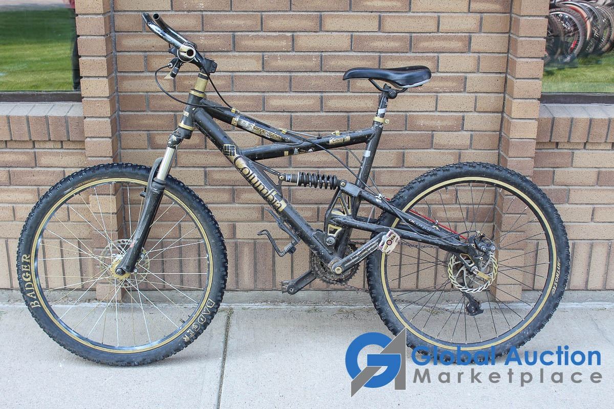 columbia mens 700c dual hybrid mountain bicycle