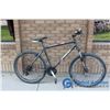 Image 1 : 26" Men's Trek Mountain Bike