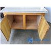 Image 3 : **Wooden Base Cabinet w/Arborite Top