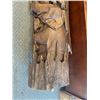 Image 2 : Beautiful 9'6" Tall Vintage Handcarved Elephants on Teak Pole. Very Heavy Local Pick Up Only