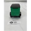 Image 2 : Limited Edition 1916 Studebaker Diecast Piggybank Car