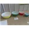 Image 1 : Pyrex Set of 4 Primary Color Bowls