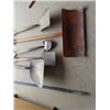 Image 2 : 6 Yard Tools - Fencing bar, Spades, Shovels