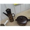 Image 3 : Denby Shamrock 4Pt Casserole w/ Lid, Denby Arabesque Coffee Pot + Casserole w/ Lid