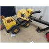 Image 3 : Metal Texaco Tanker Truck - Missing Front Wheels & Tonka Truck Excavator