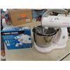 Image 1 : SunBeam Mix Master, New Black&Decker Mixer