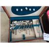 Image 2 : 2 Silverware Sets & Cases