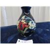 Image 2 : Moorcroft Vase 4 3/4" H