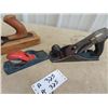 Image 2 : 3 Planers 1) Stanley Ruler Level #27 1) Stanley #4 & 1) Small Block Planer
