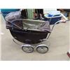 Image 1 : Vintage Baby Stroller