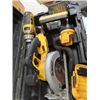Image 3 : (PH) De Walt 28 Volt - Circ Saw, Drill, Flashlight & Battery & Charger