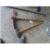 Image 2 : Axe, Fencing Bar, Sledge Hammer & Pick
