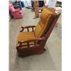 Image 2 : Upholstered Platform Rocker Recliner