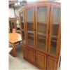 Image 7 : Oak DIning Room Suite, China Cabinet 80"H 54"W 15" D & Table 42" X 66" - 6 Chairs