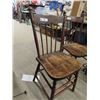 Image 2 : 3 Matching Wooden Kitchen Chairs