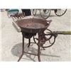 Image 2 : Forge- Cracked Pan - Forge - As Is