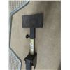 Image 2 : (DS) Wind Saver Tailgate & Receiver Hitch Stepper