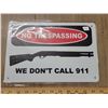 Image 1 : Tin sign - No trespassing 911