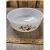 Image 1 : 3.5 quart Fireking bowl