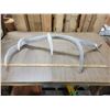 Image 1 : 6 point bull elk Antler shed, great on display