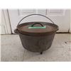 Image 1 : 3 Footed Cast Iron Pot With Lids