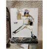 Image 2 : Tom Henke Figurine, Blue Jays