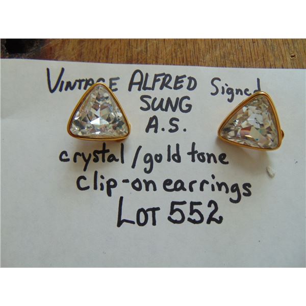552 PAIR OF VINTAGE ALFRED SUNG AS SIGNED CRYSTAL GOLD TONE CLIP ON EARRINGS