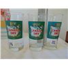 Image 1 : 572 3 VINTAG CANADA DRY GLASS TUMBLERS