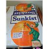 Image 3 : 583 15X16 ¼” SUNKIST ORANGES STORE DISPLAY ADS HUNG ON STRING