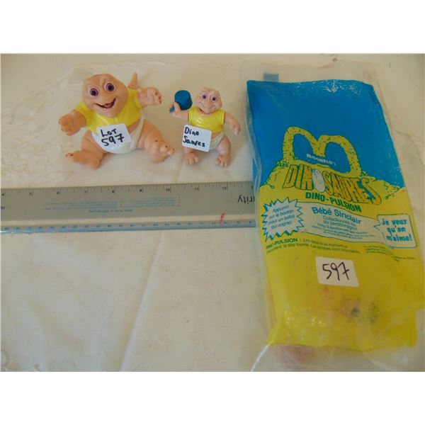 597 VINTAGE DINO SAURS SHOW FIGURINES