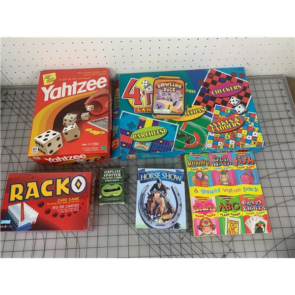 LOT OF BOARD AND CARD GAMES