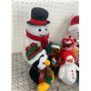 Image 2 : CHRISTMAS PLUSH TOYS AND DECORE SOME BEANIE BABIES