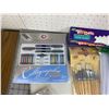 Image 2 : ART LOT CALLIGRAPHY PAINT BRUSHES ETC